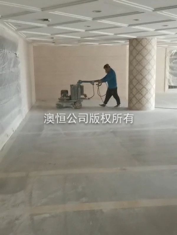 新型无机磨石停车场施工(2) 新型无机磨石停车场施工(2)