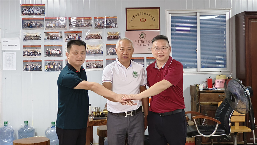 第十二期培训老师合影 第十二期培训老师合影