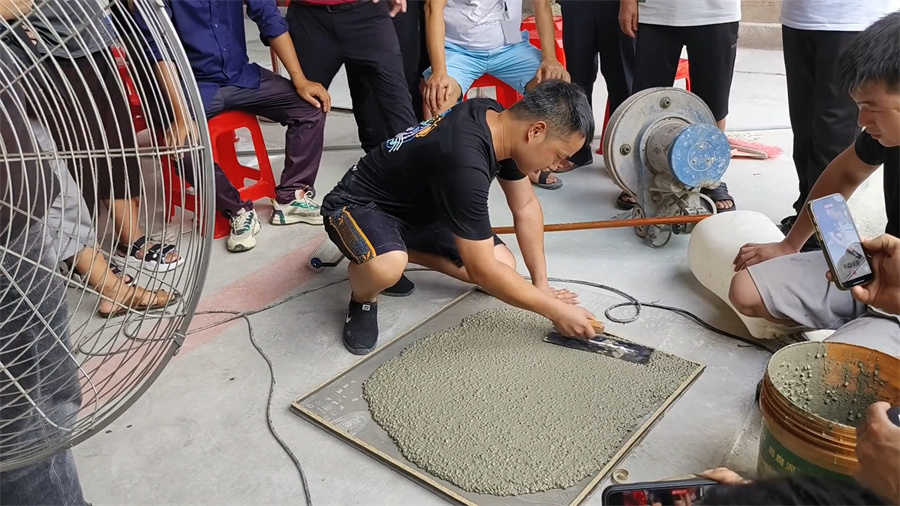 升级版水磨石摊铺 升级版水磨石摊铺